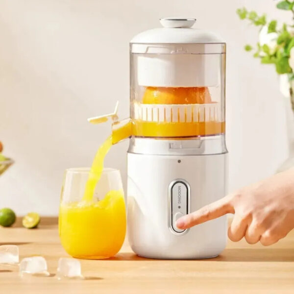 Portable Wireless Electric Juicer – USB Rechargeable Citrus & Fruit Squeezer